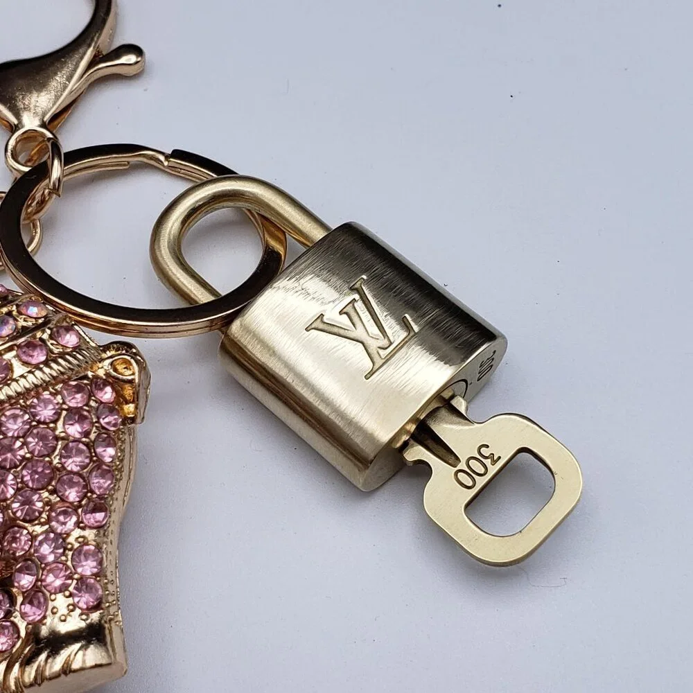 Authentic Louis Vuitton Lock & Key Gold✨Unbranded Elephant Keychain Bag Charm LV